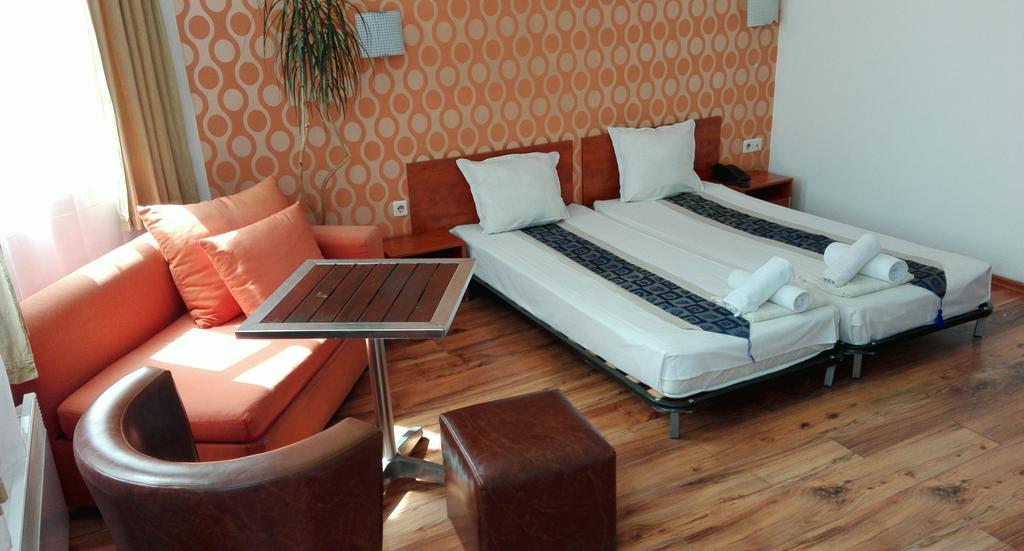 สกอตตีส์ บูติก โฮเทล Hotel โซเฟีย ภายนอก รูปภาพ