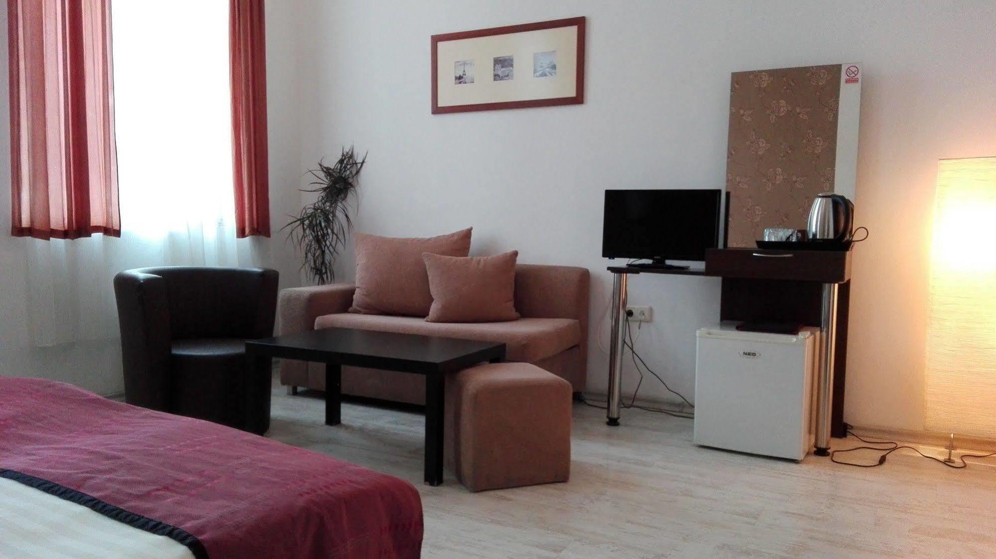 สกอตตีส์ บูติก โฮเทล Hotel โซเฟีย ภายนอก รูปภาพ