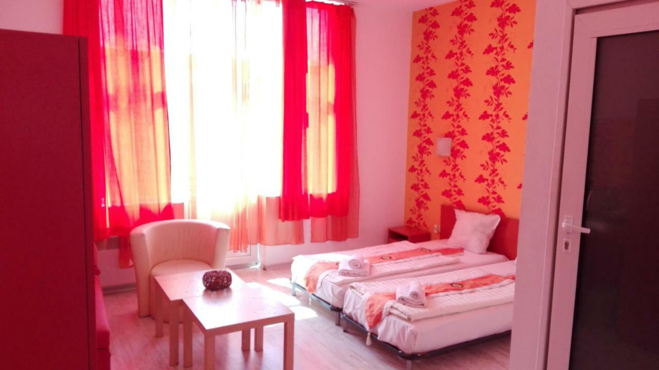 สกอตตีส์ บูติก โฮเทล Hotel โซเฟีย ภายนอก รูปภาพ